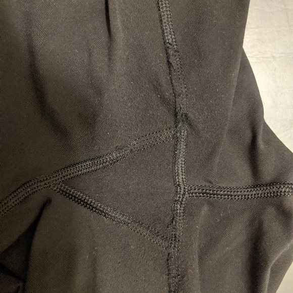 Lululemon luxtreme legging with mesh - Picture 3 of 3